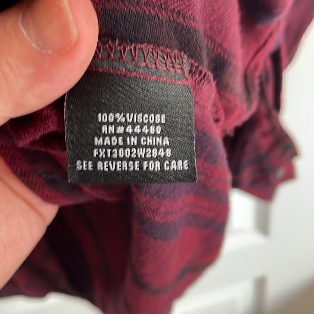 Tinsel stitch fix red & black plaid flannel button up shirt. Size L - Picture 5 of 6